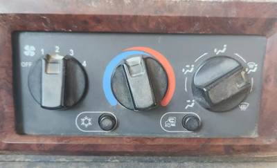 Used 2016 Mack Pinnacle CHU613 Temperature Control Assembly