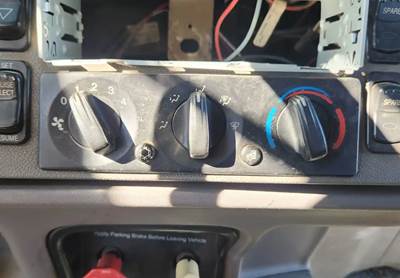 Peterbilt 367 Heater / AC Temp Control