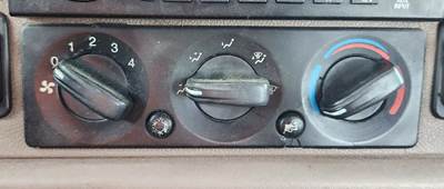 Peterbilt 384 Heater / AC Temp Control