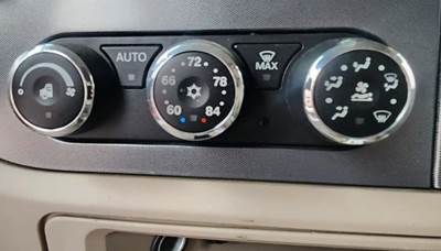 Peterbilt 567 Heater / AC Temp Control