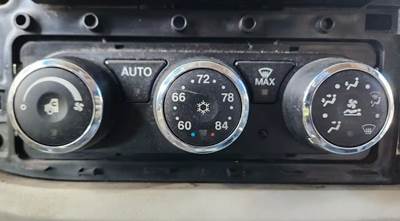 Peterbilt 579 Heater / AC Temp Control