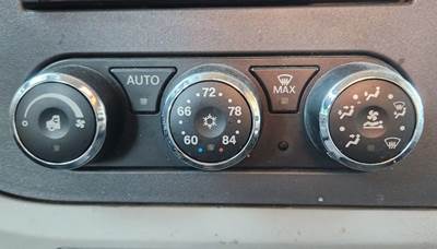 Peterbilt 579 Heater / AC Temp Control