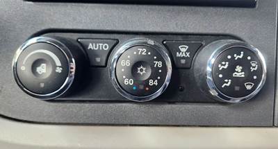 Used 2022 Peterbilt 579 Temperature Control Assembly