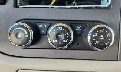 Used 2020 Peterbilt 579 Heater / AC Temperature Control Assembly