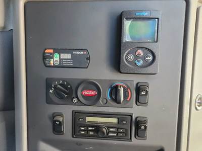 Used 2024 Peterbilt 579 Sleeper Bunk Temperature Control Panel, Pana Pacific