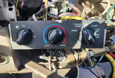 Used 2005 Sterling L9500 Temperature Control Assembly