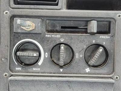 Used 1997 Volvo FE Heater/AC Temperature Control Assembly