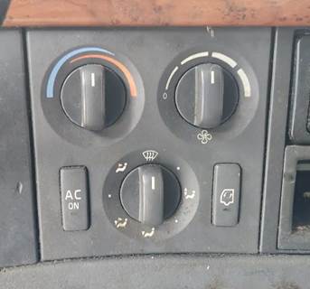 Used 2012 Volvo VNL Heater / AC Temperature Control Assembly