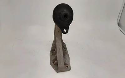 Freightliner Cascadia 126 Hood Latch