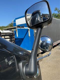 Freightliner Cascadia 125 Hood Part