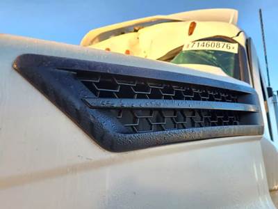 Used 2020 Freightliner Cascadia 126 Left Hood Air Vent, Black Plastic