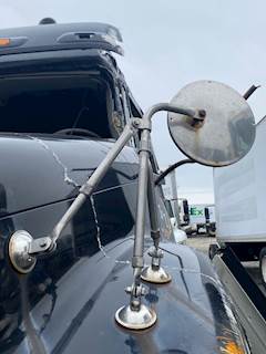 Freightliner Columbia 120 Hood Part