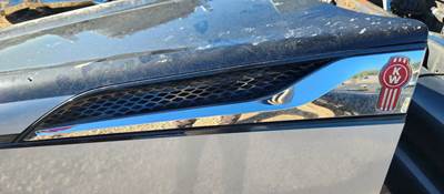Used 2025 Kenworth T680 Left Chrome Hood Air Vent