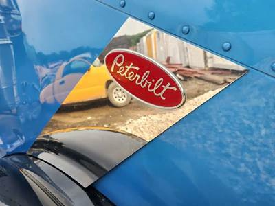Peterbilt 389 Hood Part