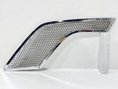 Volvo VNL Hood Part