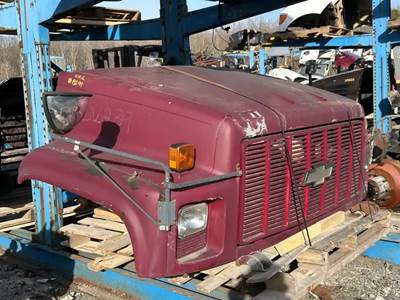 Chevrolet B7000 Hood
