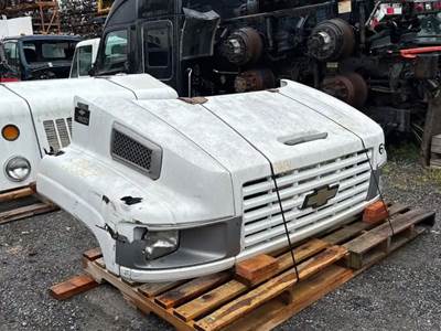 Chevrolet C4500 Hood