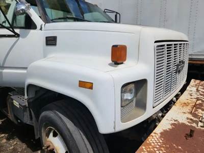 Chevrolet C7500 Hood