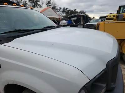 Ford F-550 Hood