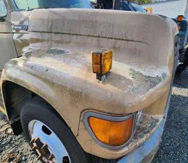 Ford F-700 Hood for a 1995 Ford F700