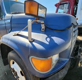 Ford F-700 Hood for a 1997 Ford F700