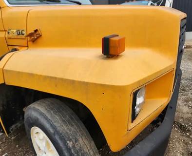 Ford F-700 Hood for a 1988 Ford F700