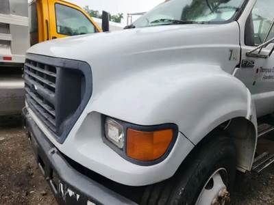 Ford F-750 Hood