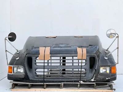 Ford F-750 Hood