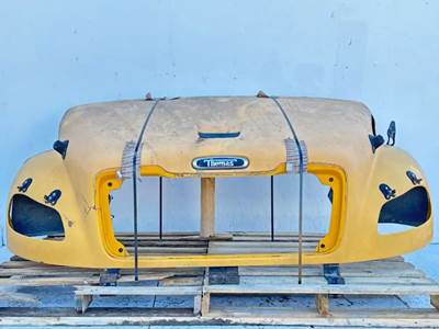 Freightliner B2 Hood