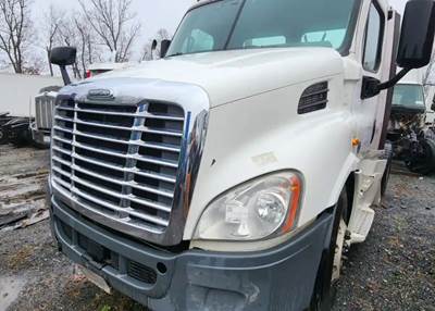 Freightliner Cascadia 113 Hood