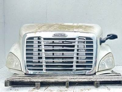 Freightliner Cascadia 113 Hood