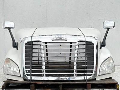 Freightliner Cascadia 113 Hood