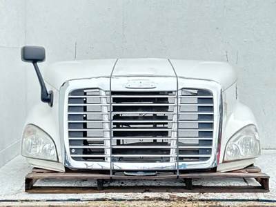 Freightliner Cascadia 113 Hood