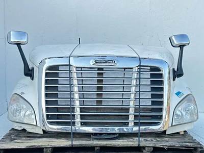 Freightliner Cascadia 113 Hood