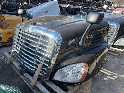 Freightliner Cascadia 113 Hood