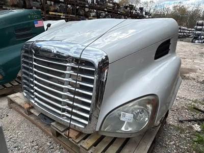 Freightliner Cascadia 113 Hood