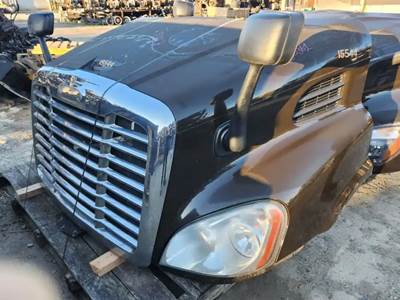 Freightliner Cascadia 113 Hood