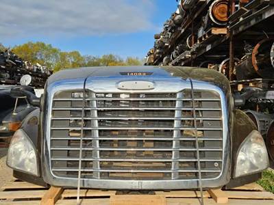 Freightliner Cascadia 113 Hood