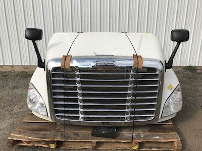 Freightliner Cascadia 125 Hood