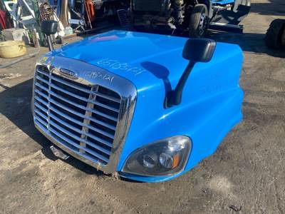 Freightliner Cascadia 125 Hood