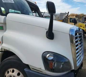 Freightliner Cascadia 125 Hood