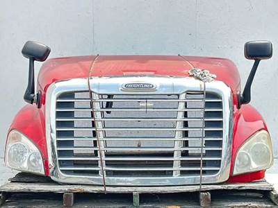Freightliner Cascadia 125 Hood