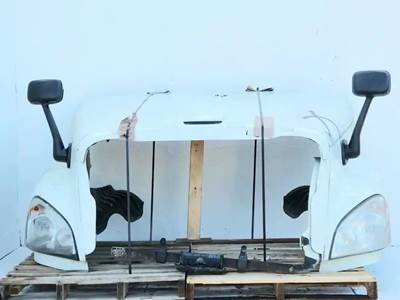 Freightliner Cascadia 125 Hood