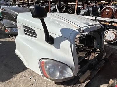 Freightliner Cascadia 125 Hood