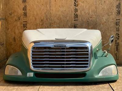 Freightliner Columbia 112 Hood