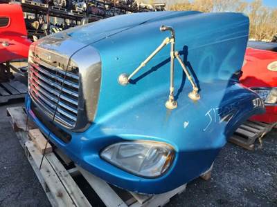 Freightliner Columbia 112 Hood