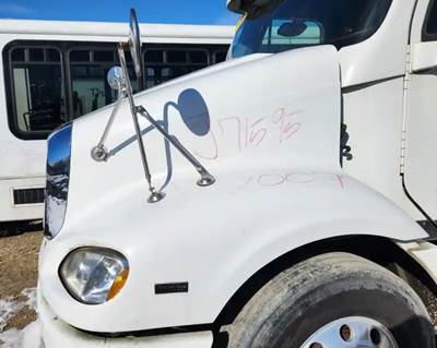 Freightliner Columbia 112 Hood