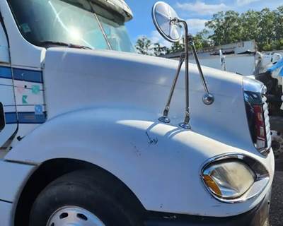 Freightliner Columbia 120 Hood