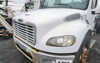 Freightliner M2 106 Hood
