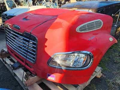Freightliner M2 106 Hood